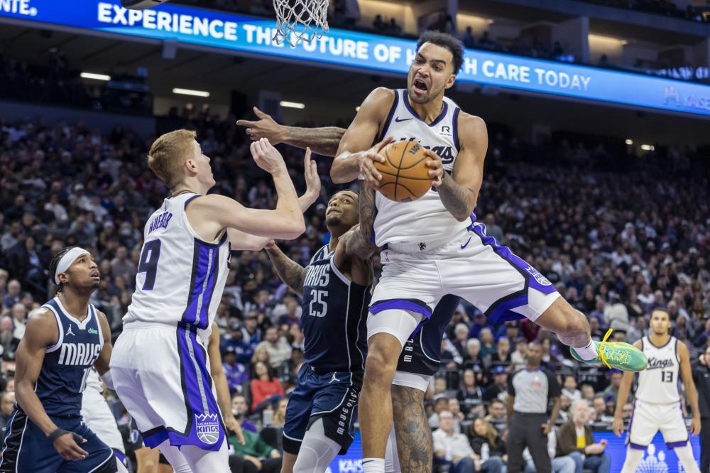 椅上的男子 椅上的男子