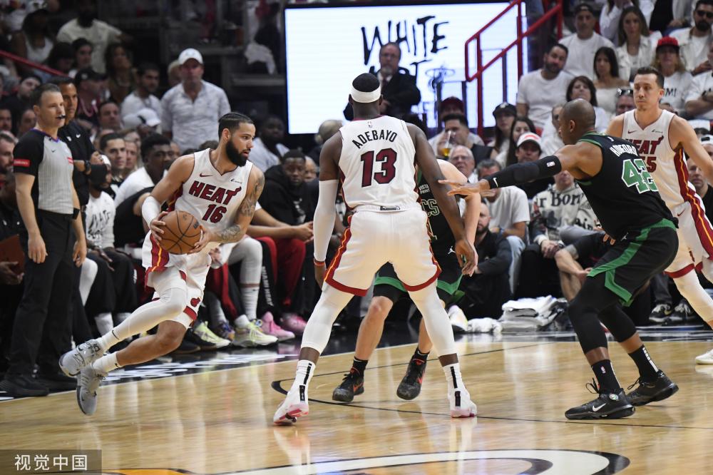 崭露头角 崭露头角