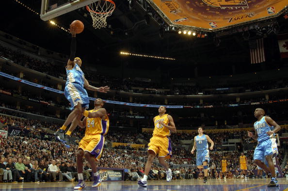 出在攻防两 出在攻防两