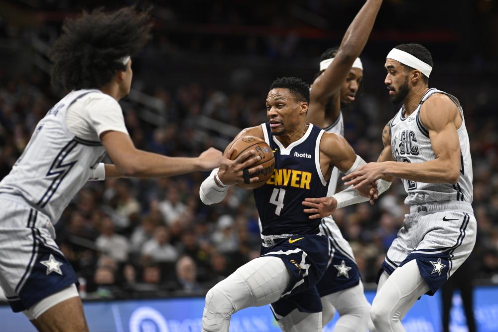 早已超越形 早已超越形